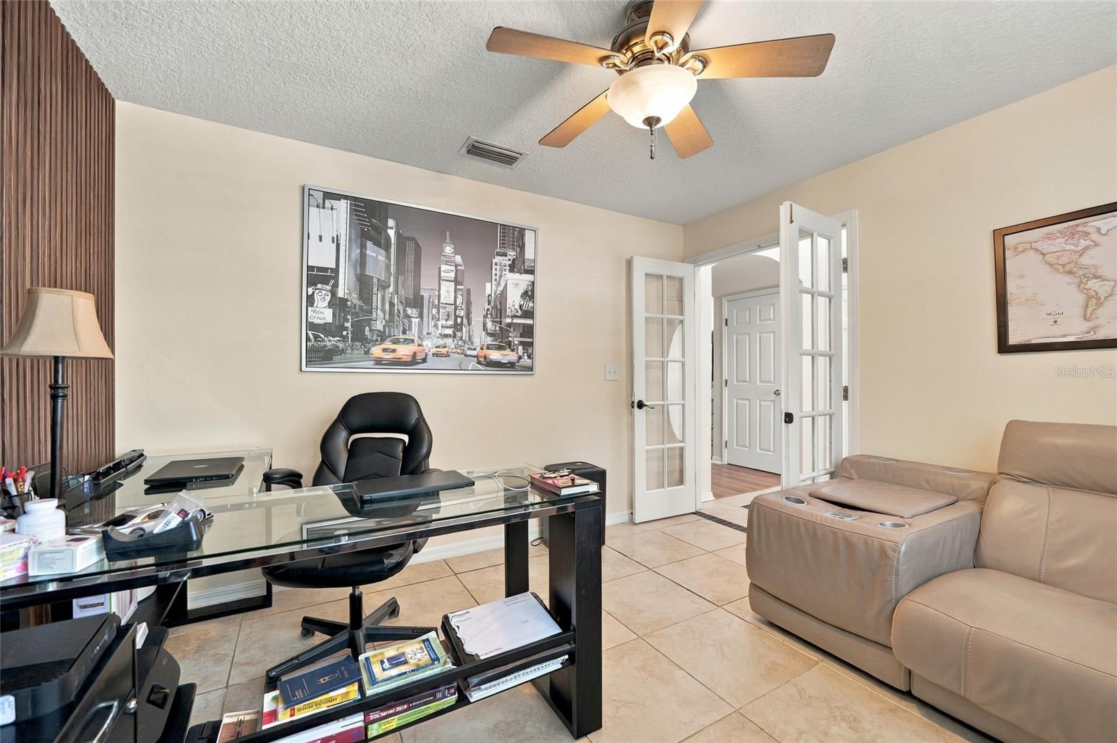 17704 Nathans Dr Property Photo 5