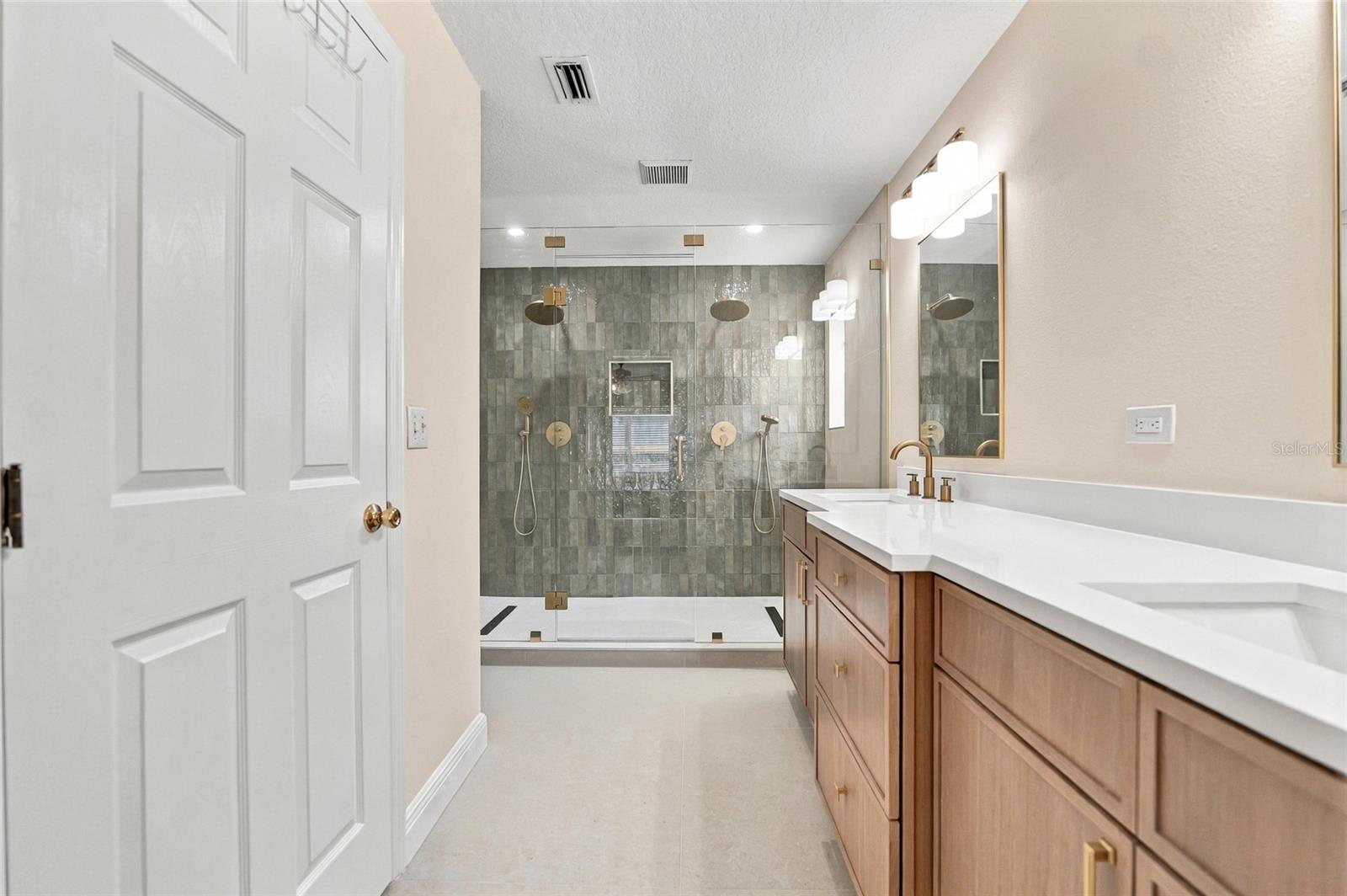 17704 Nathans Dr Property Photo 19