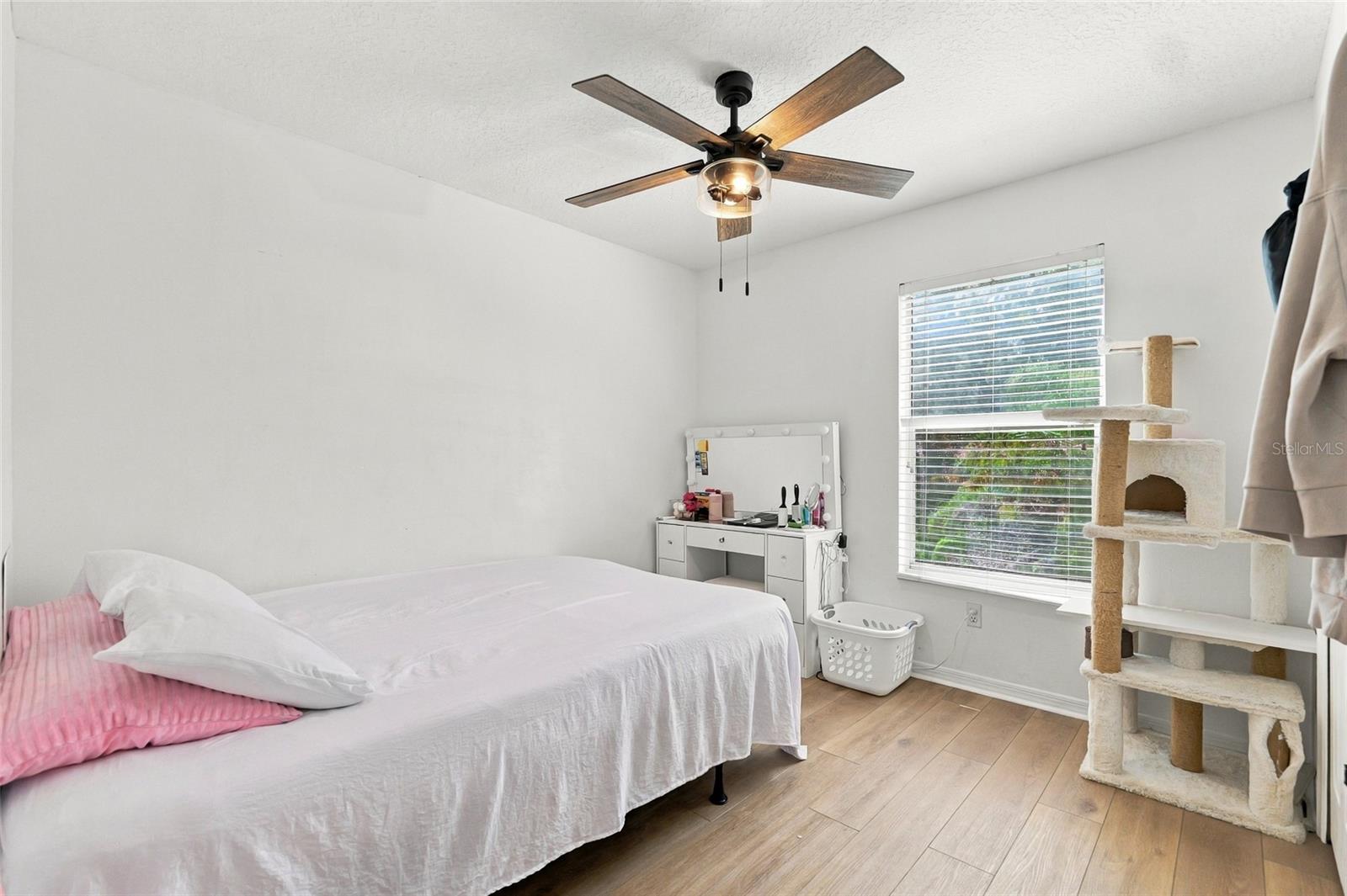 17704 Nathans Dr Property Photo 28