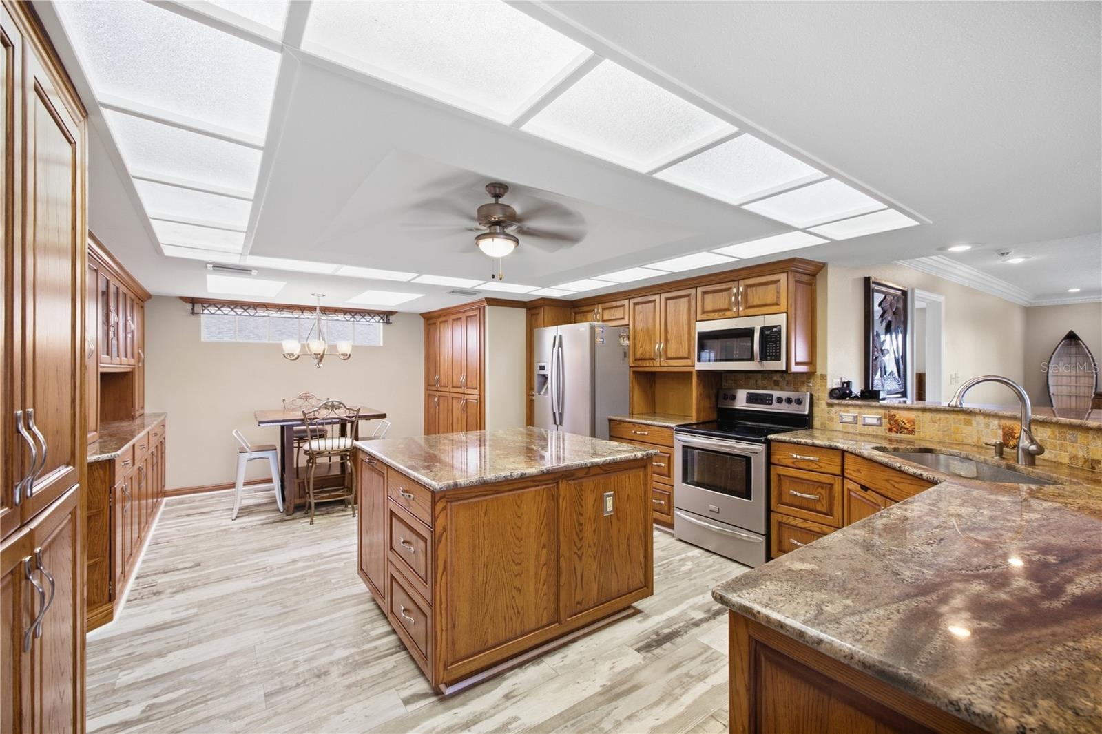 6244 Spoonbill Dr Property Photo 18