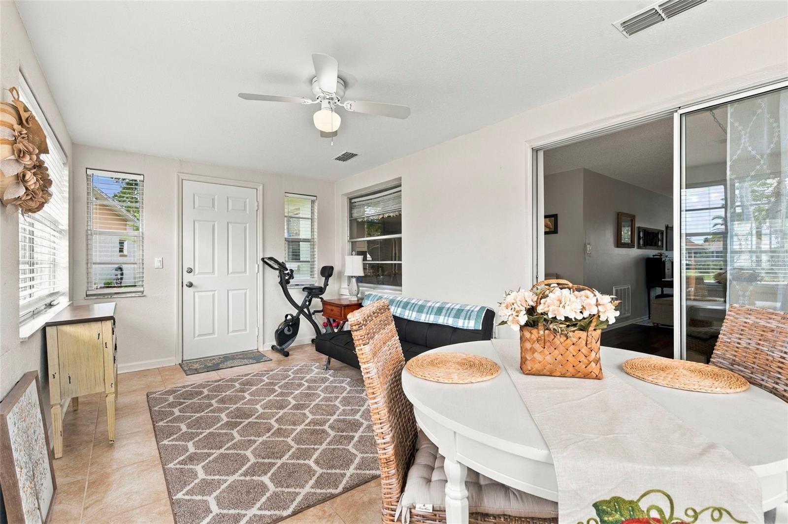 4620 Tiburon Dr Property Photo 11
