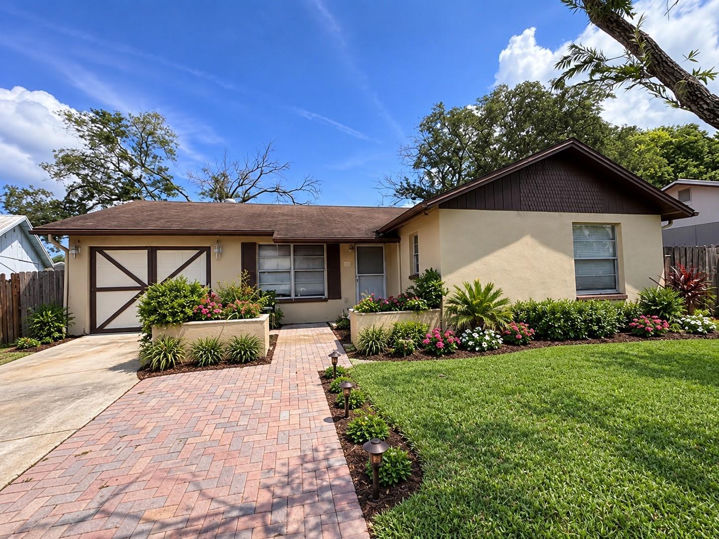 3232 Lenwood Dr Property Photo 1