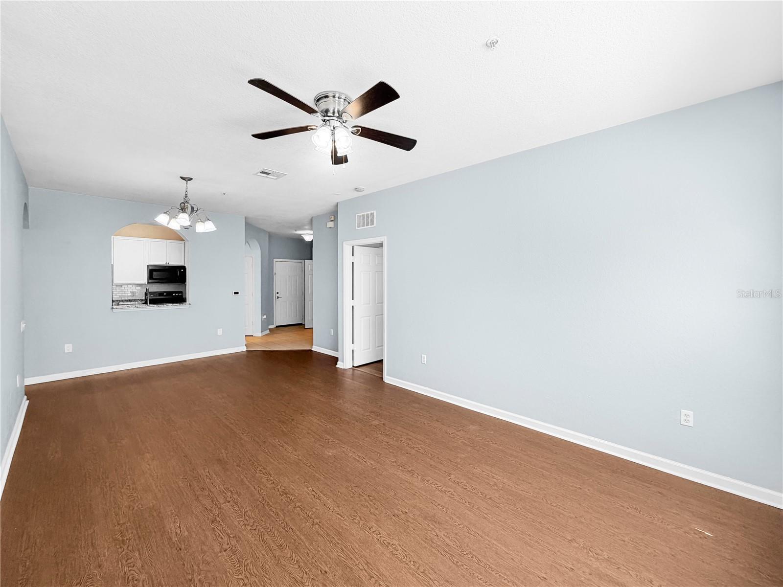 6434 Cava Alta Dr #105 Property Photo 7