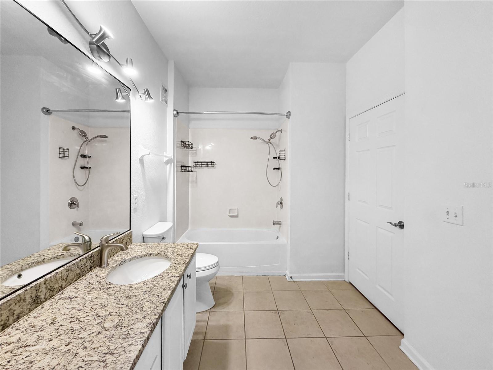 6434 Cava Alta Dr #105 Property Photo 17