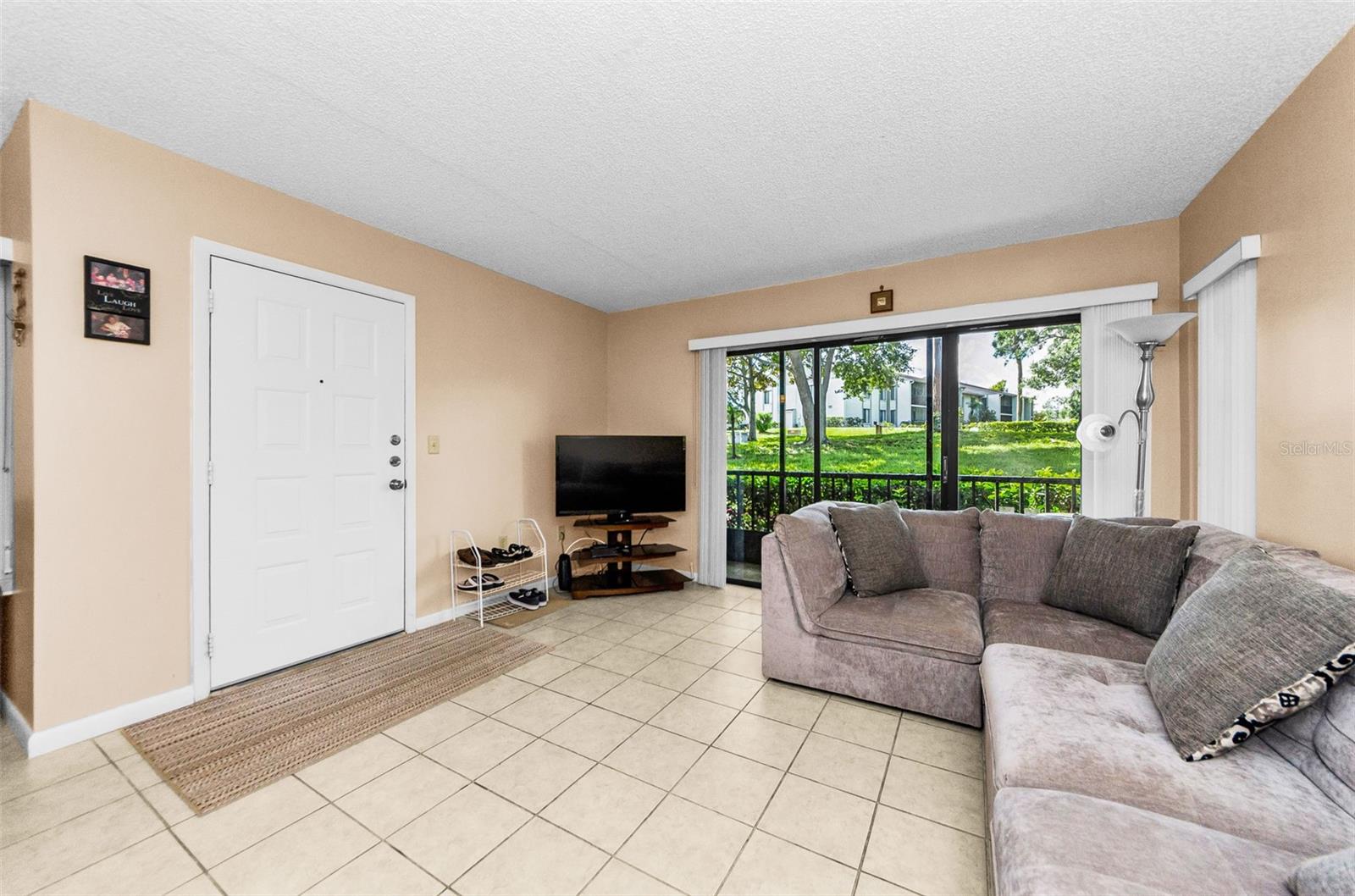 2575 Pine Ridge Way S #e1 Property Photo 2