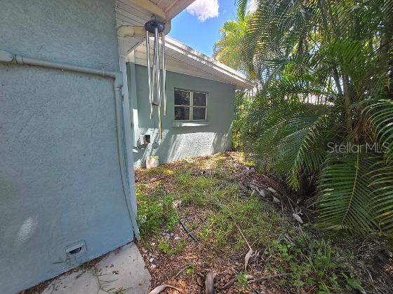 324 Golden Sands Dr Property Photo 18