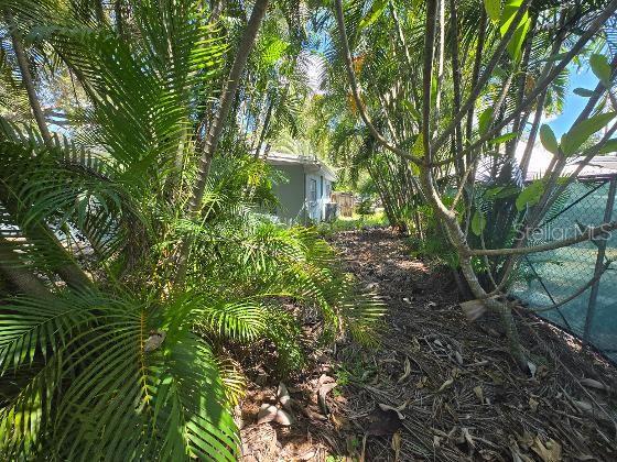 324 Golden Sands Dr Property Photo 19