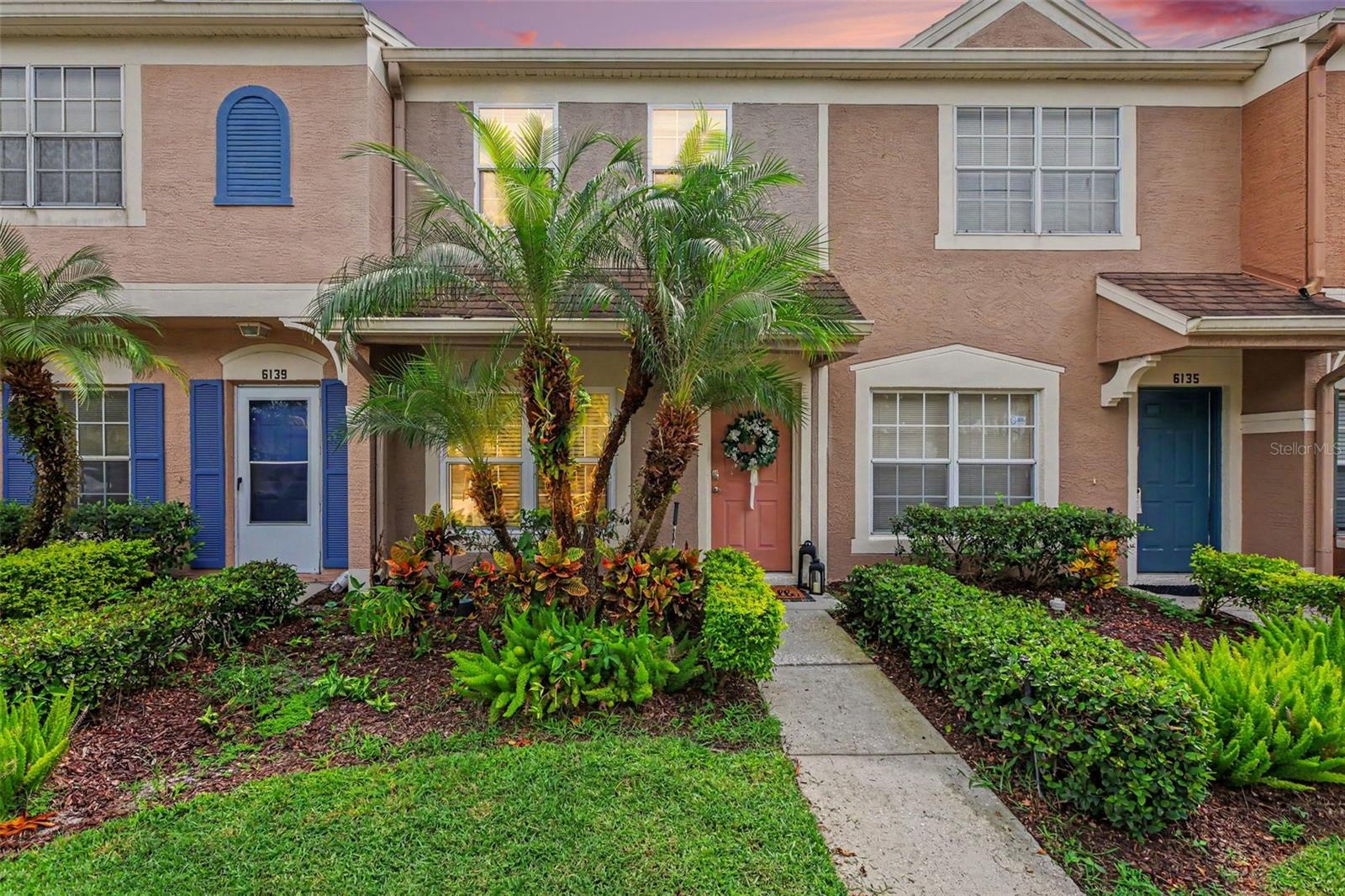6137 BAYSIDE KEY DR