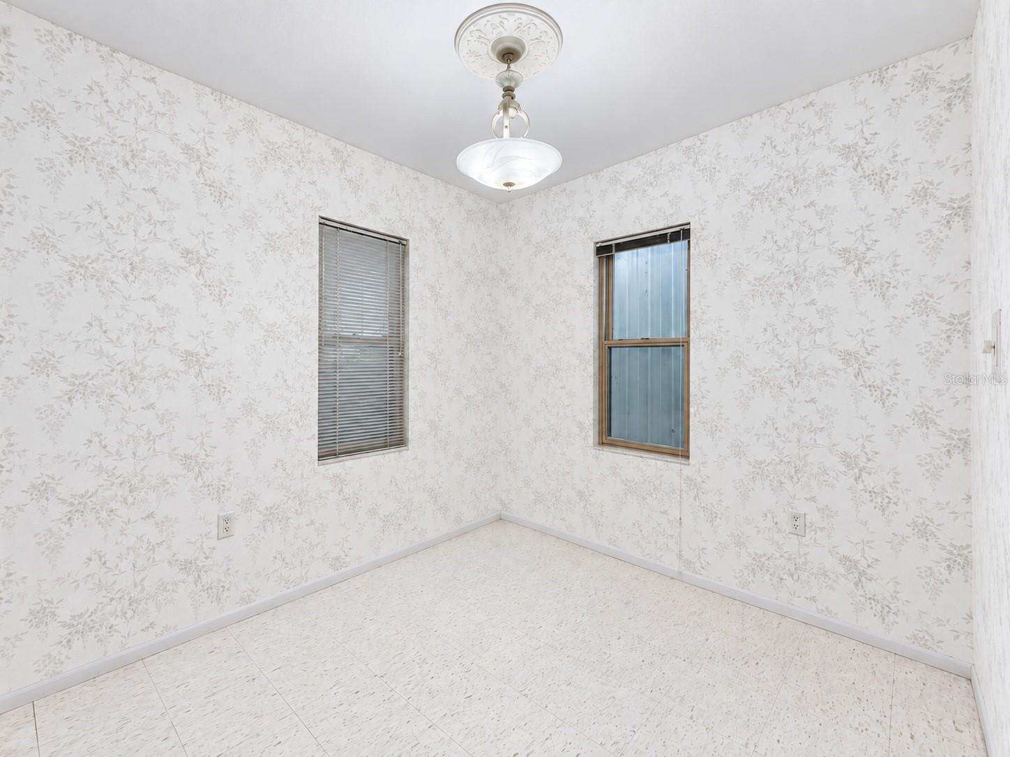 1026 W Rambla St Property Photo 10