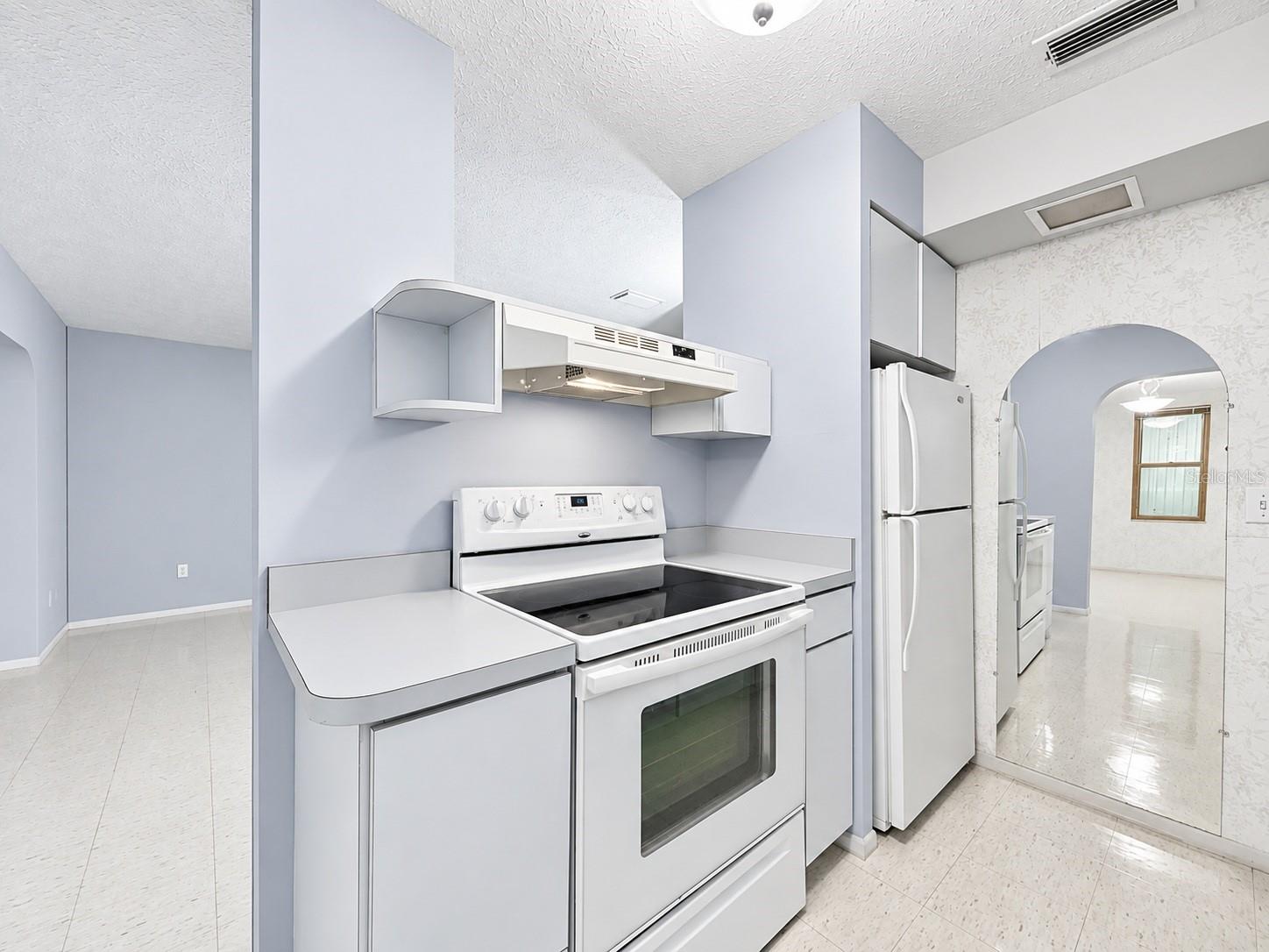 1026 W Rambla St Property Photo 26