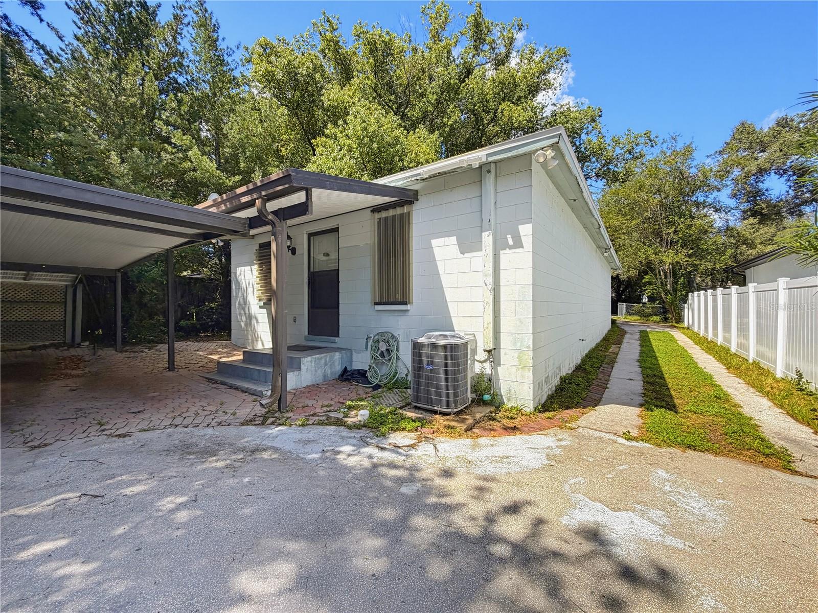 1026 W Rambla St Property Photo 29