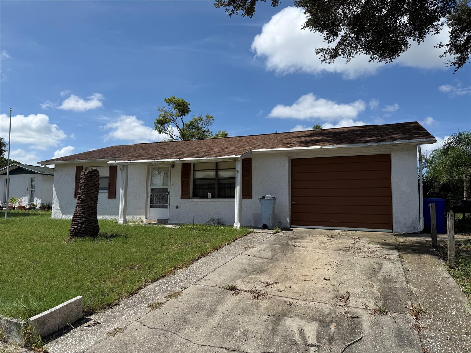 4847 5th St Property Photo 1