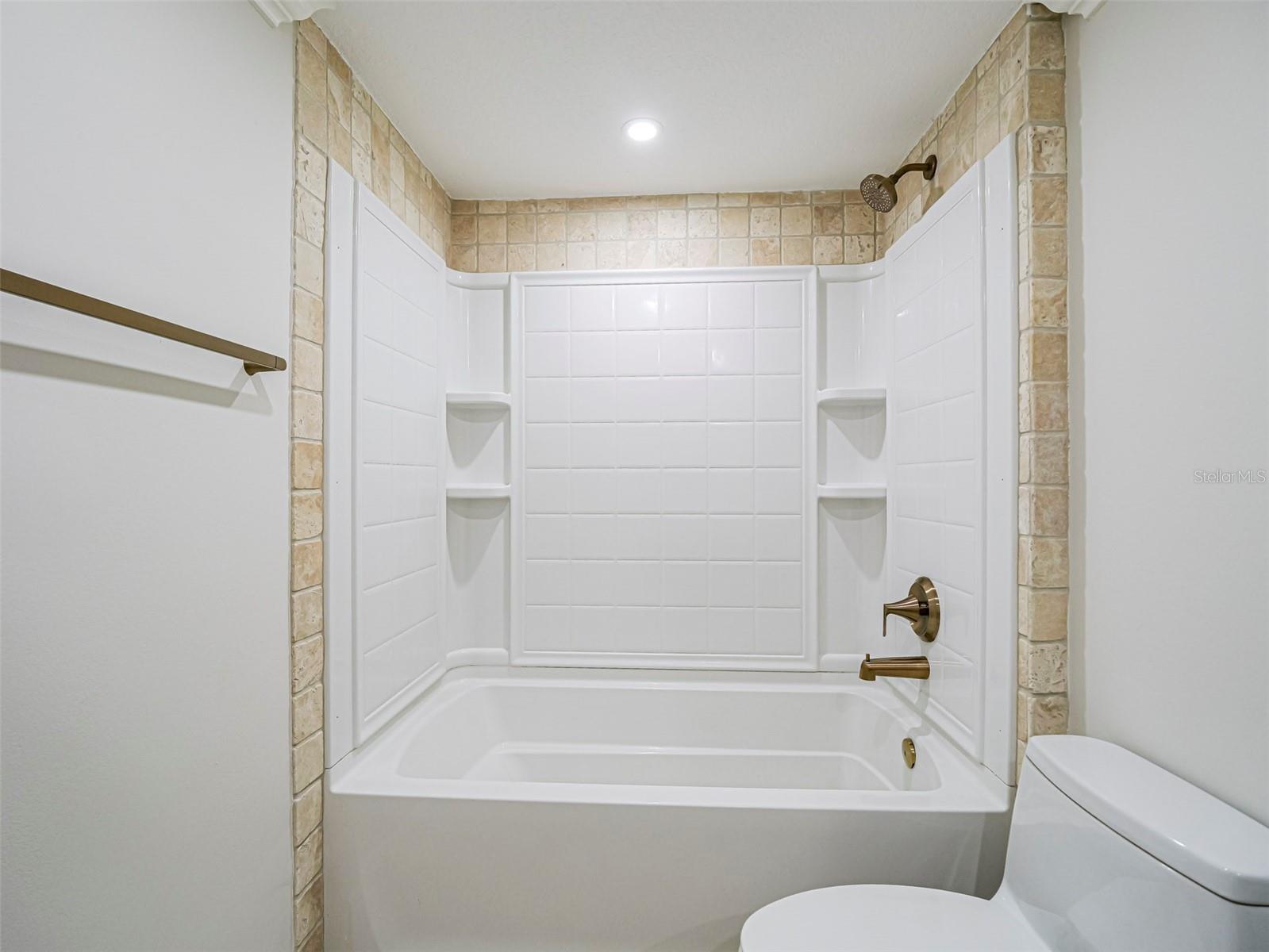 1166 6th Ave #15c Property Photo 26