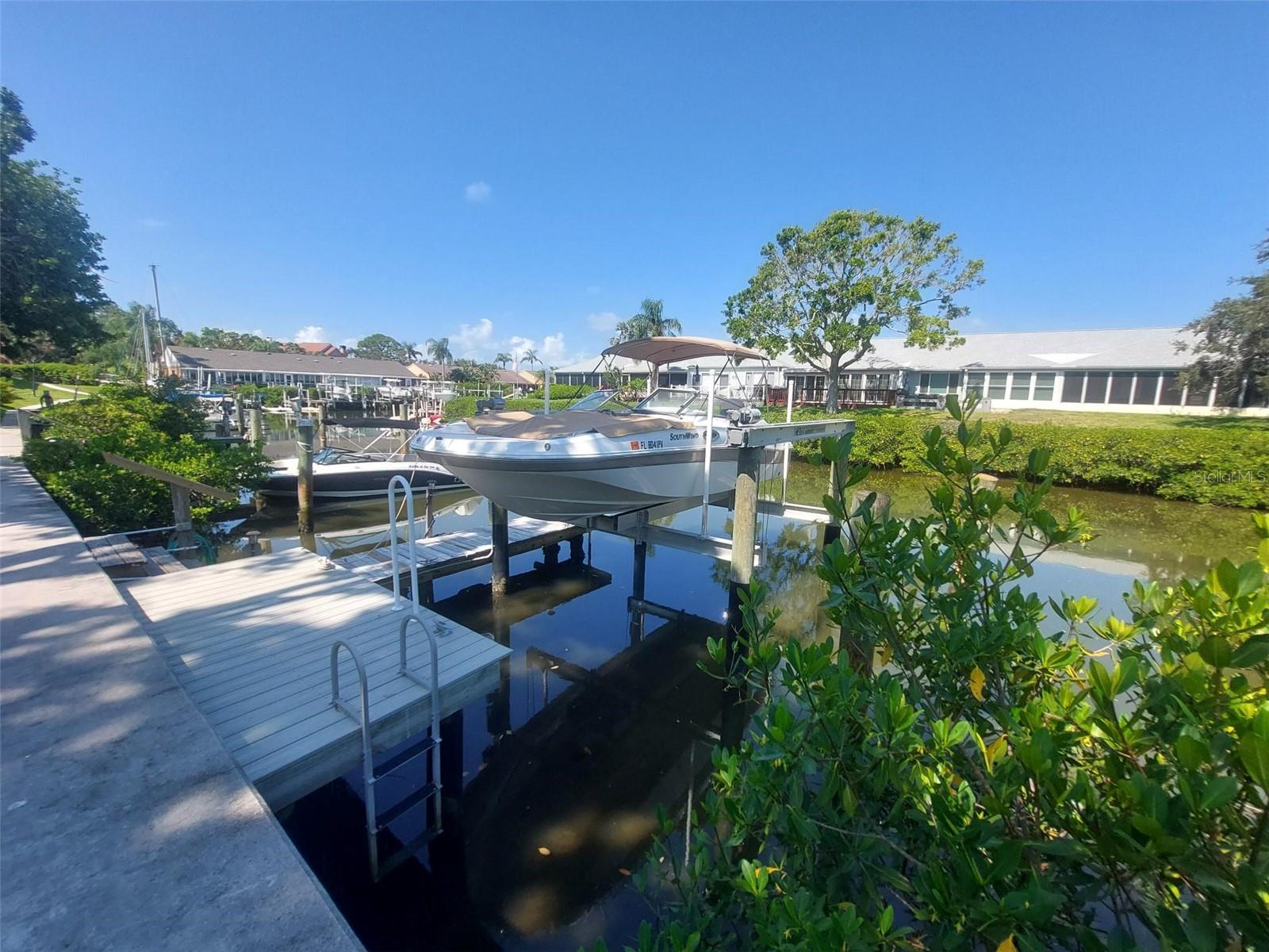 9446 Tradewinds Ave Property Photo 3