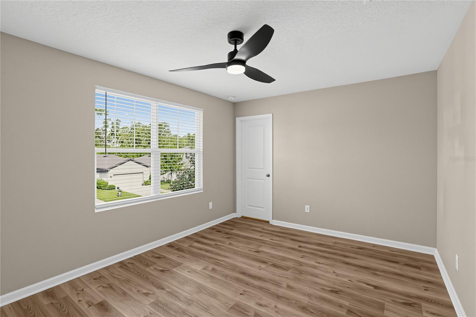 1033 Cades Cove Way Property Photo 13
