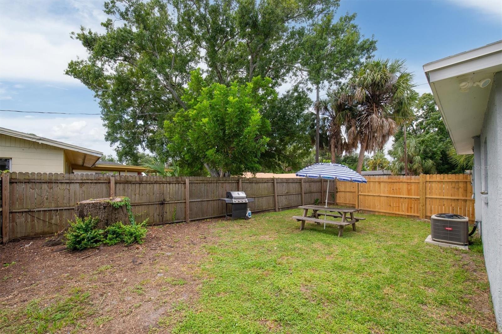 1930 29th St Property Photo 26