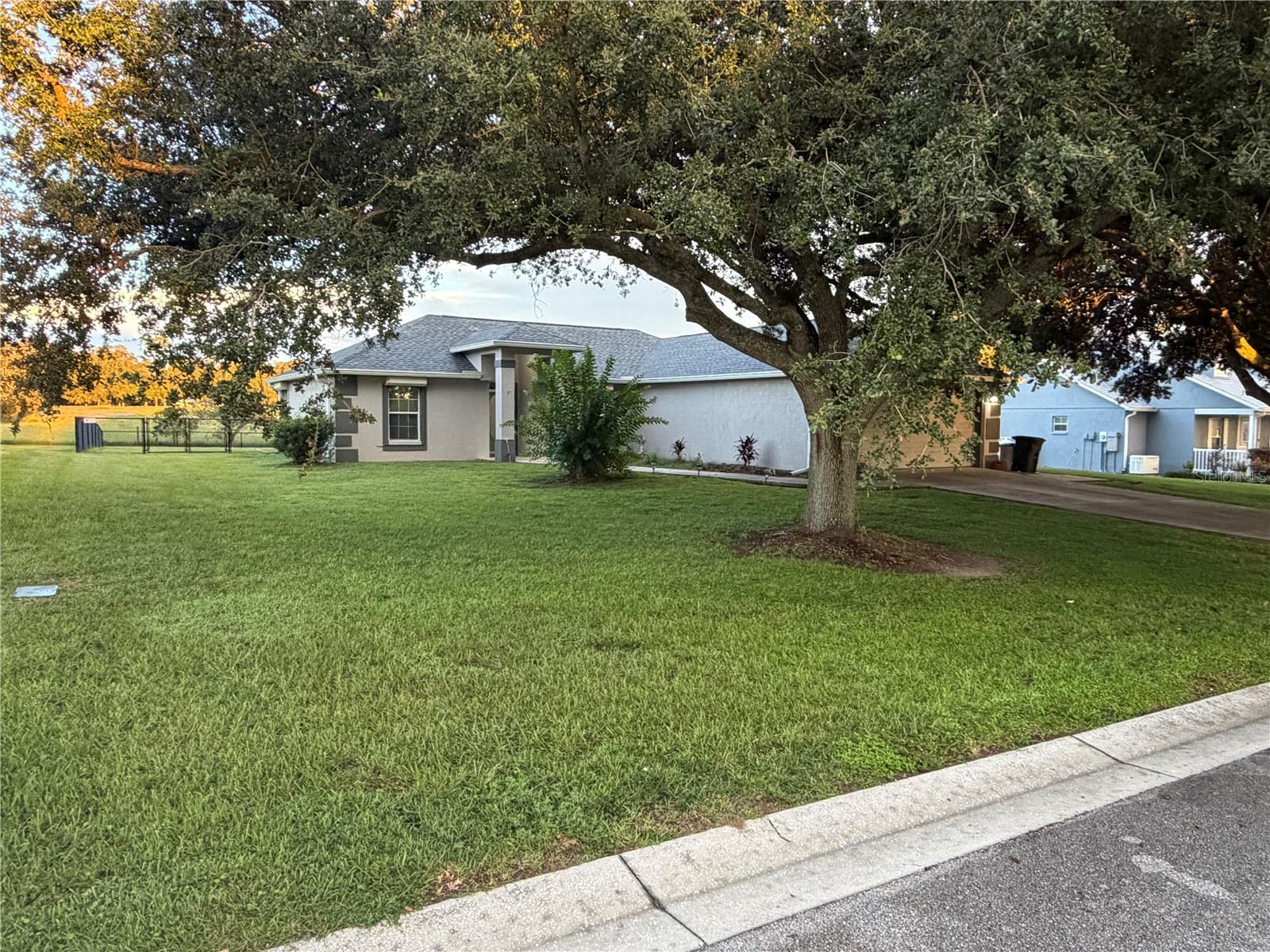 10106 Dusty Hill Loop Property Photo 2