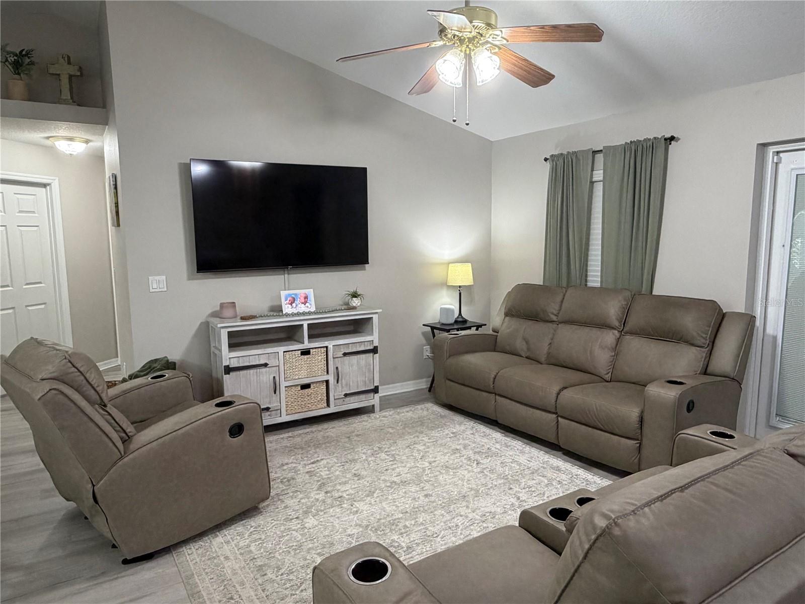 10106 Dusty Hill Loop Property Photo 12