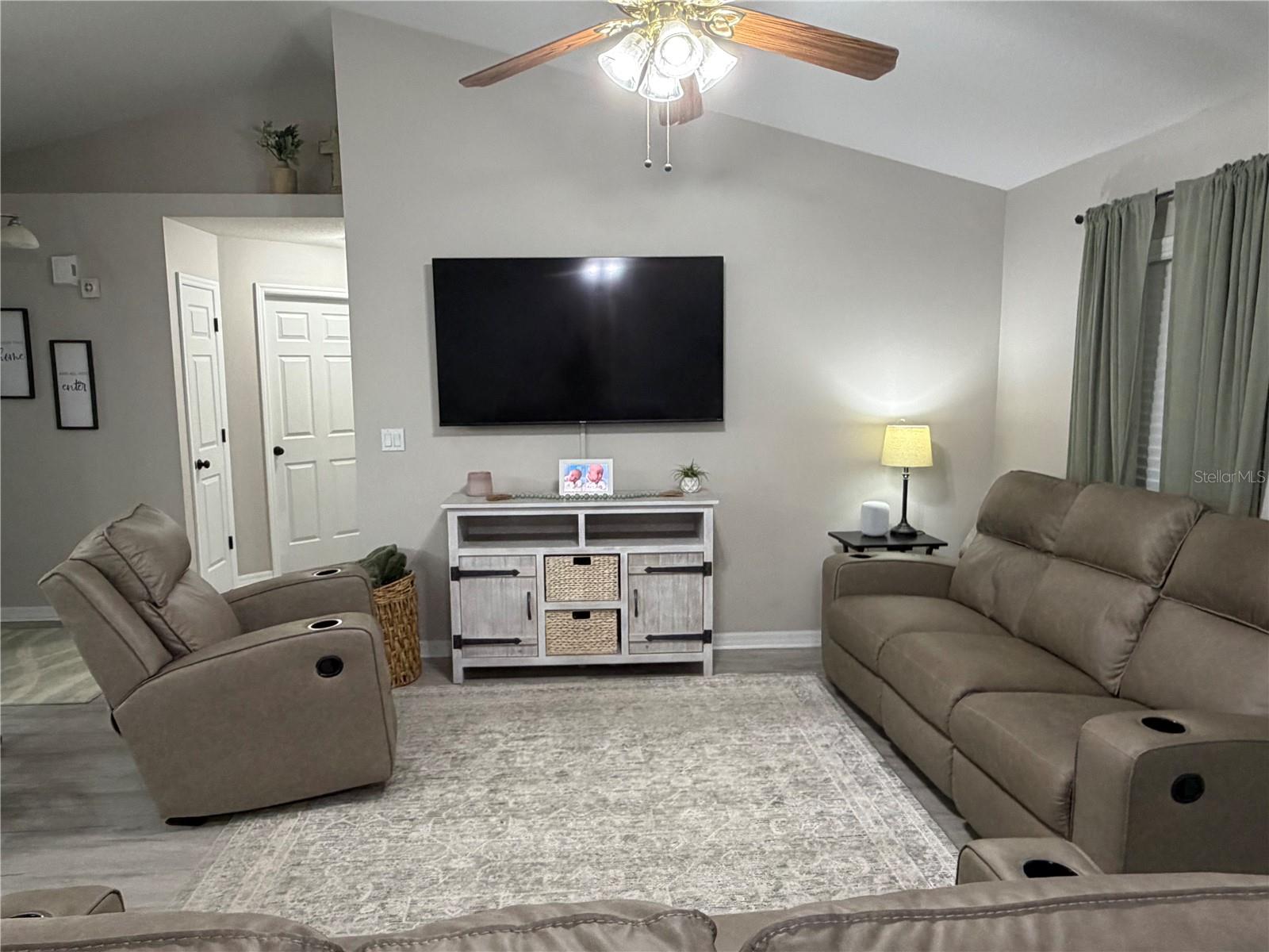 10106 Dusty Hill Loop Property Photo 13