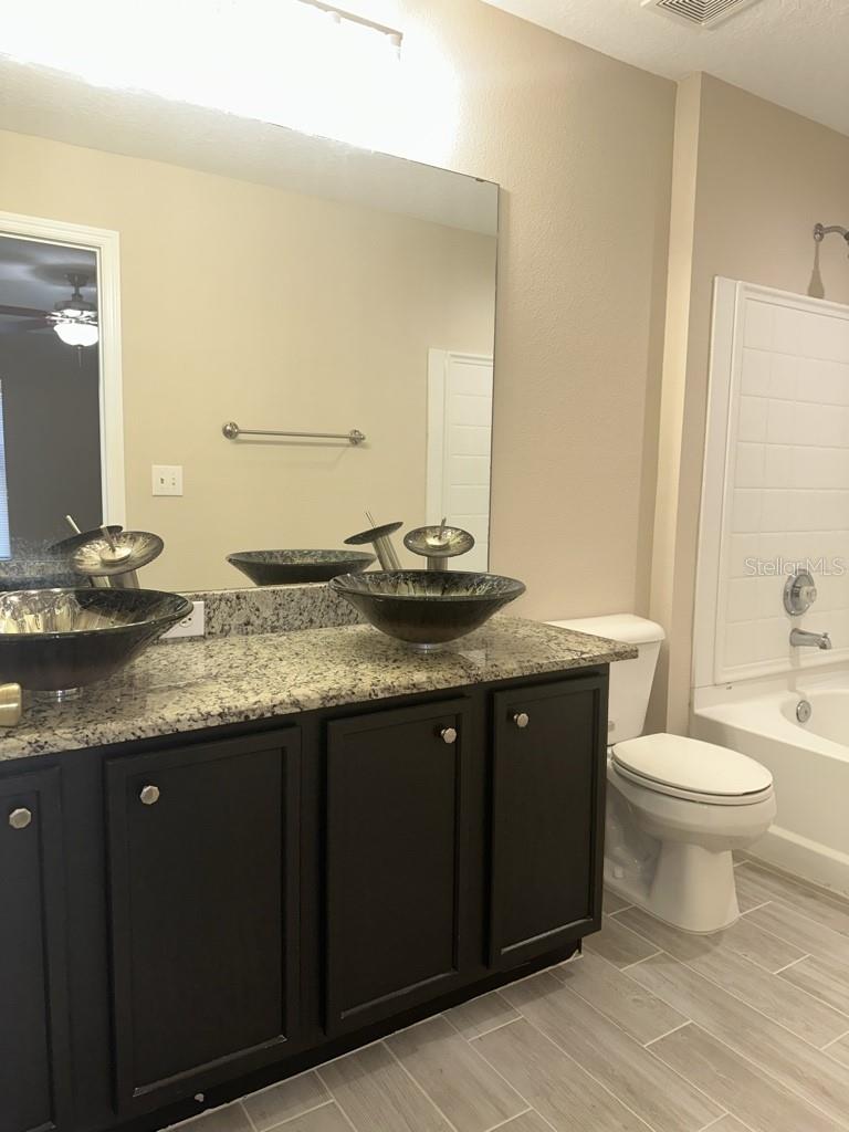 13646 Tramore Dr Property Photo 18