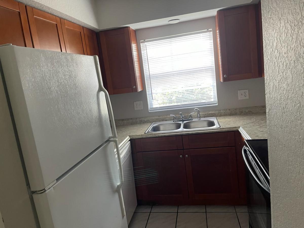 9027 Westchester Cir #a Property Photo 3
