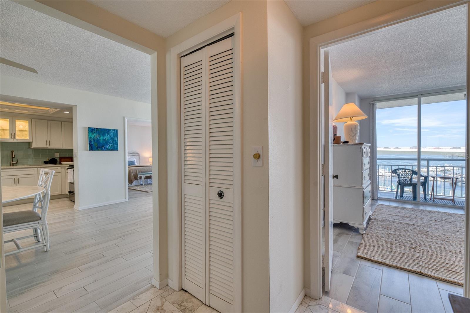 100 Pierce St #809 Property Photo 10