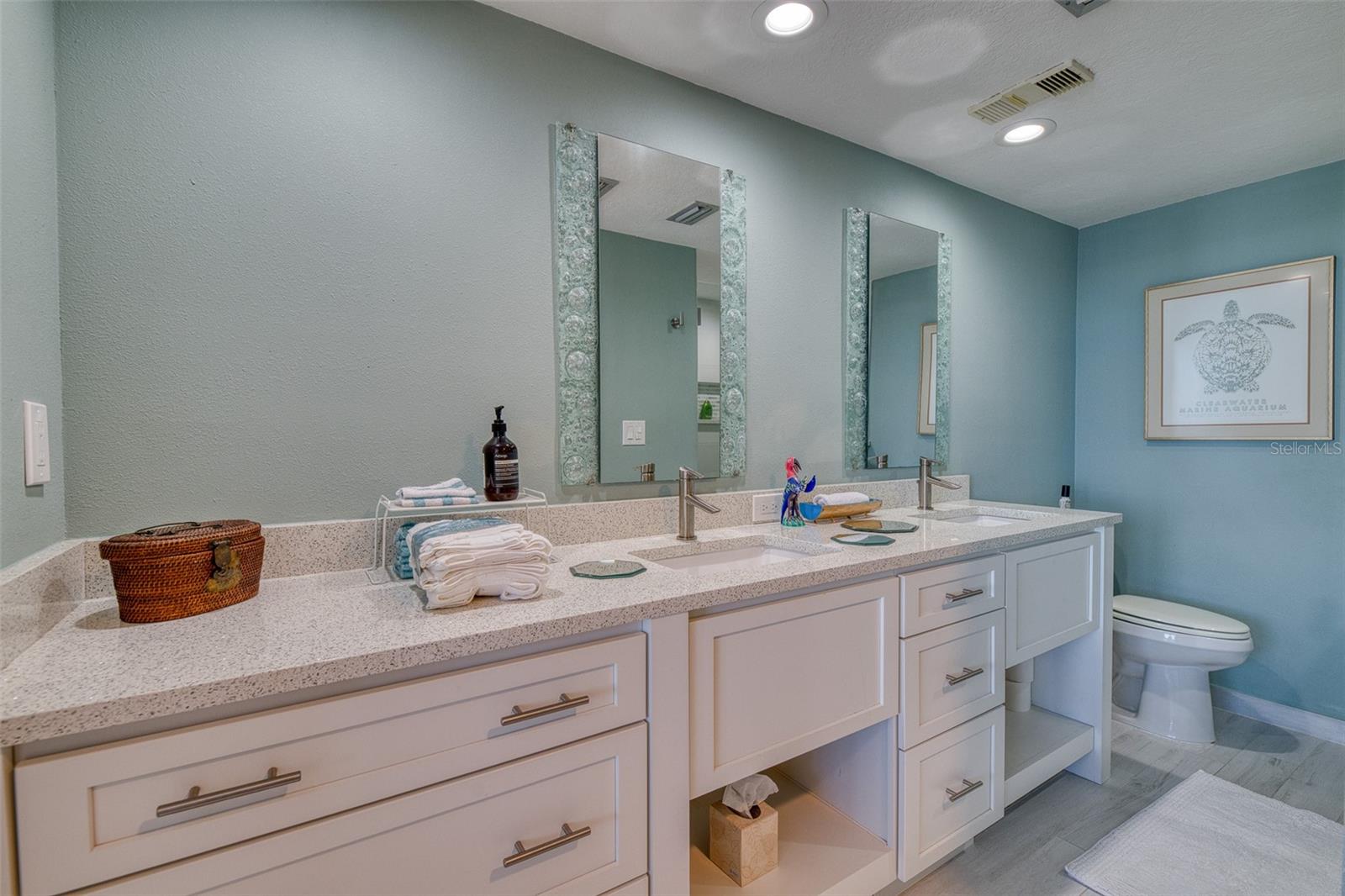 100 Pierce St #809 Property Photo 13