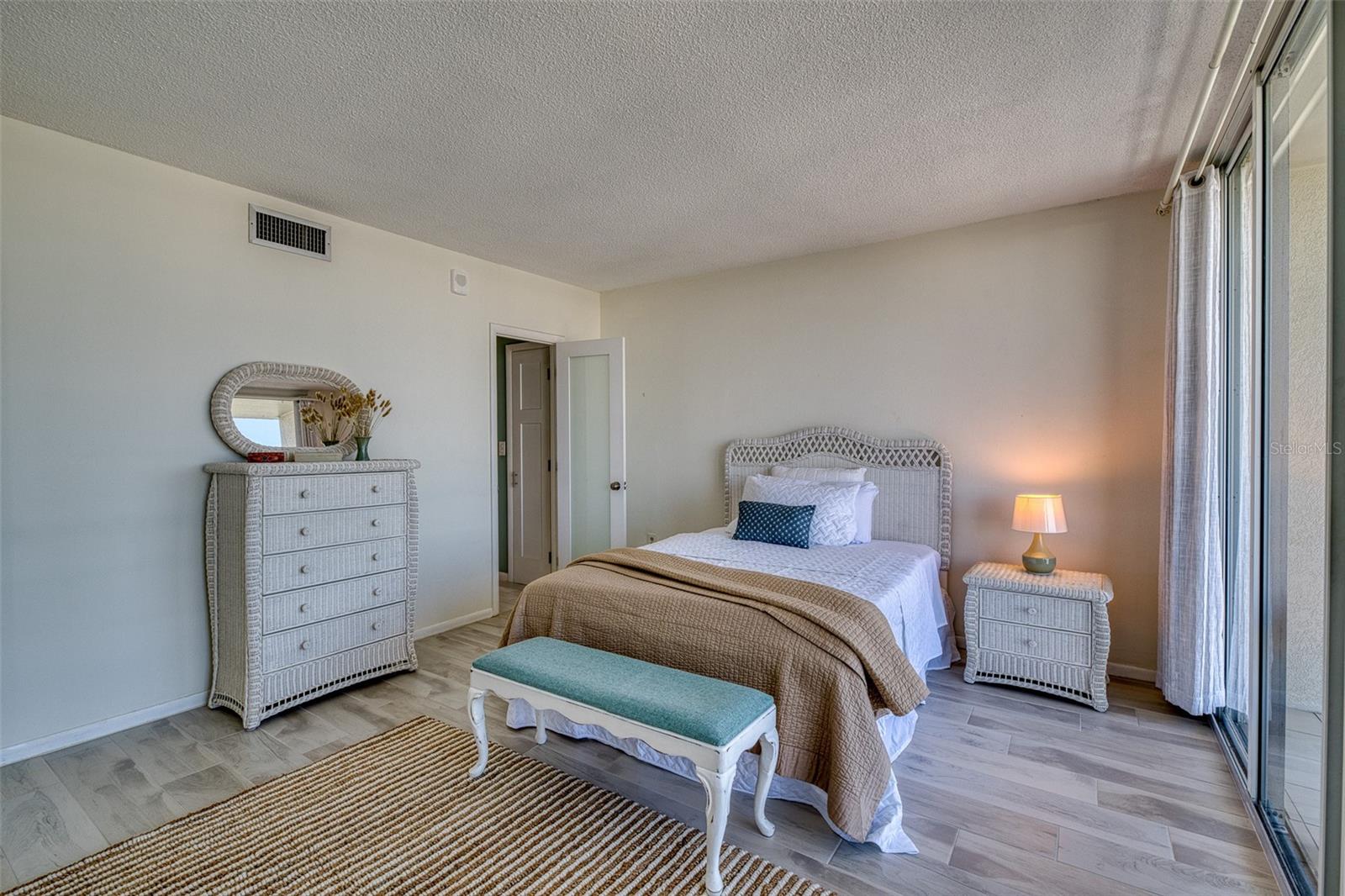 100 Pierce St #809 Property Photo 20