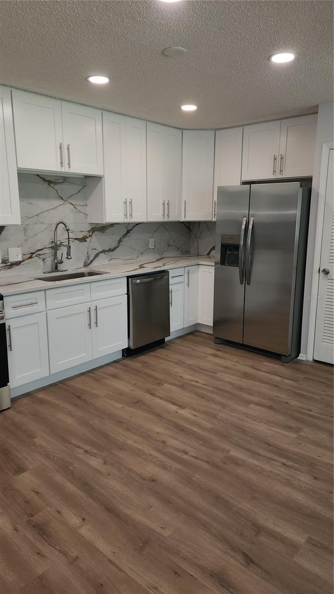 2229 Americus Blvd W #7 Property Photo 5