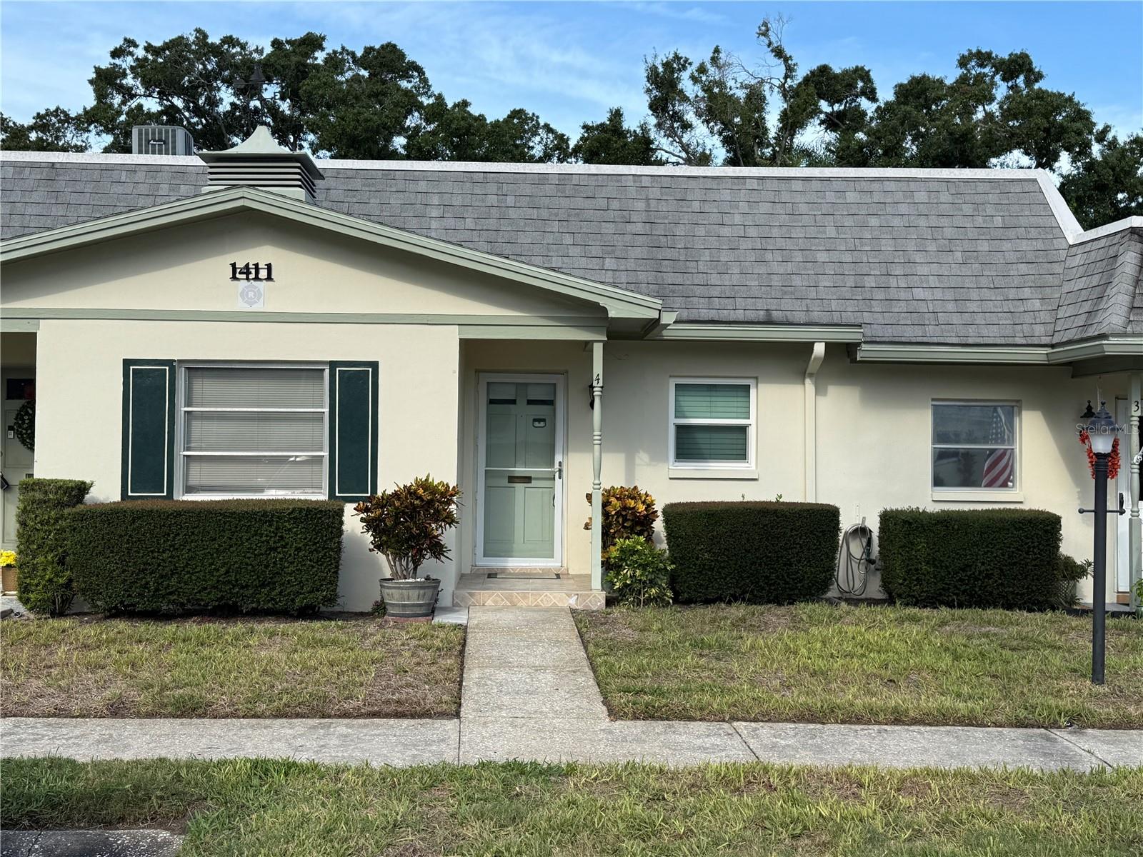 1411 Normandy Park Dr #4 Property Photo 1