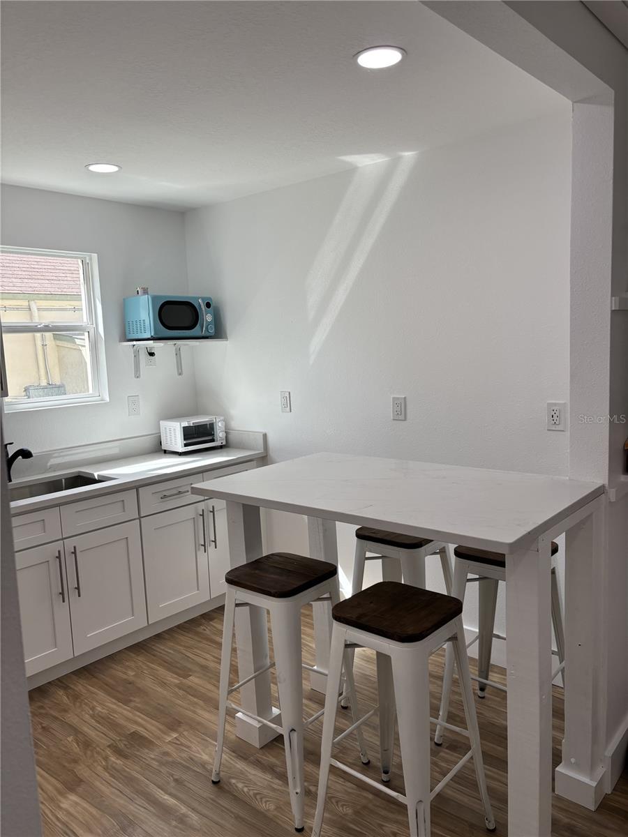 14141 Gulf Blvd #5 Property Photo 3