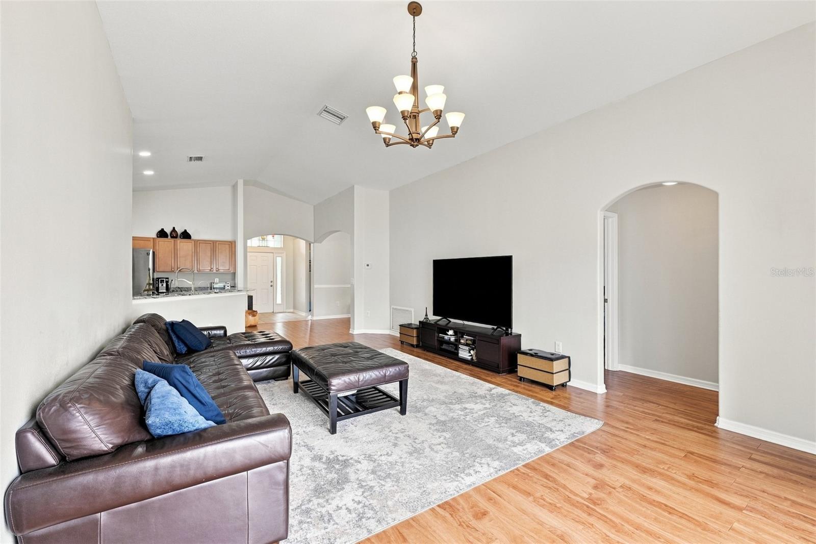 10612 Shady Branch Dr Property Photo 8