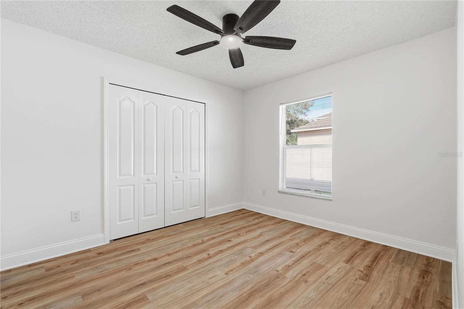 22536 Laureldale Dr Property Photo 17