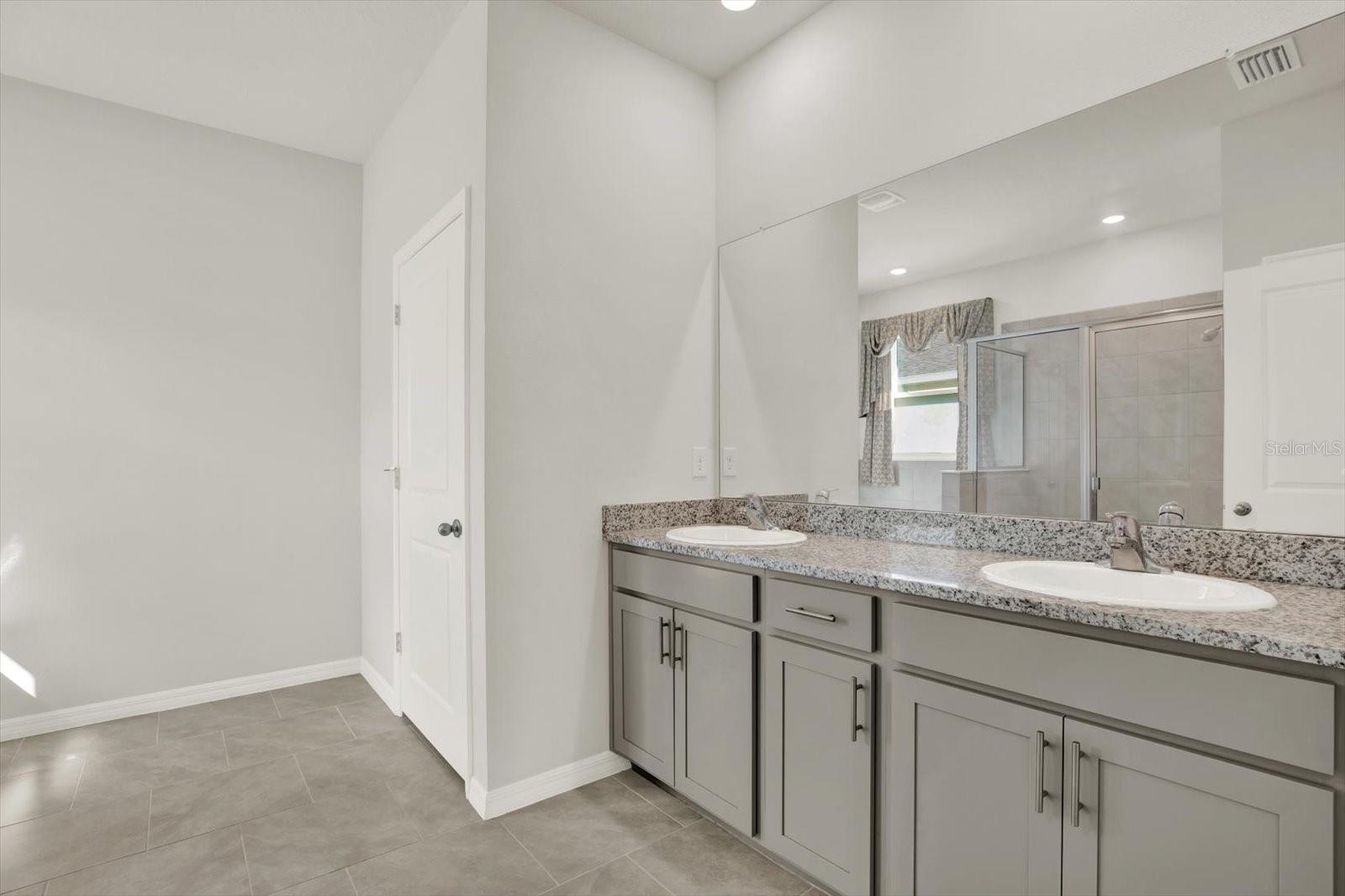 10966 Delta Huff Ct Property Photo 17