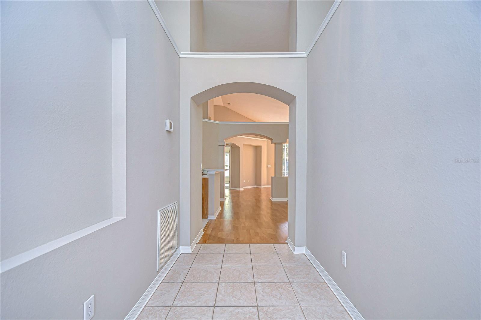 2529 Clareside Dr Property Photo 5