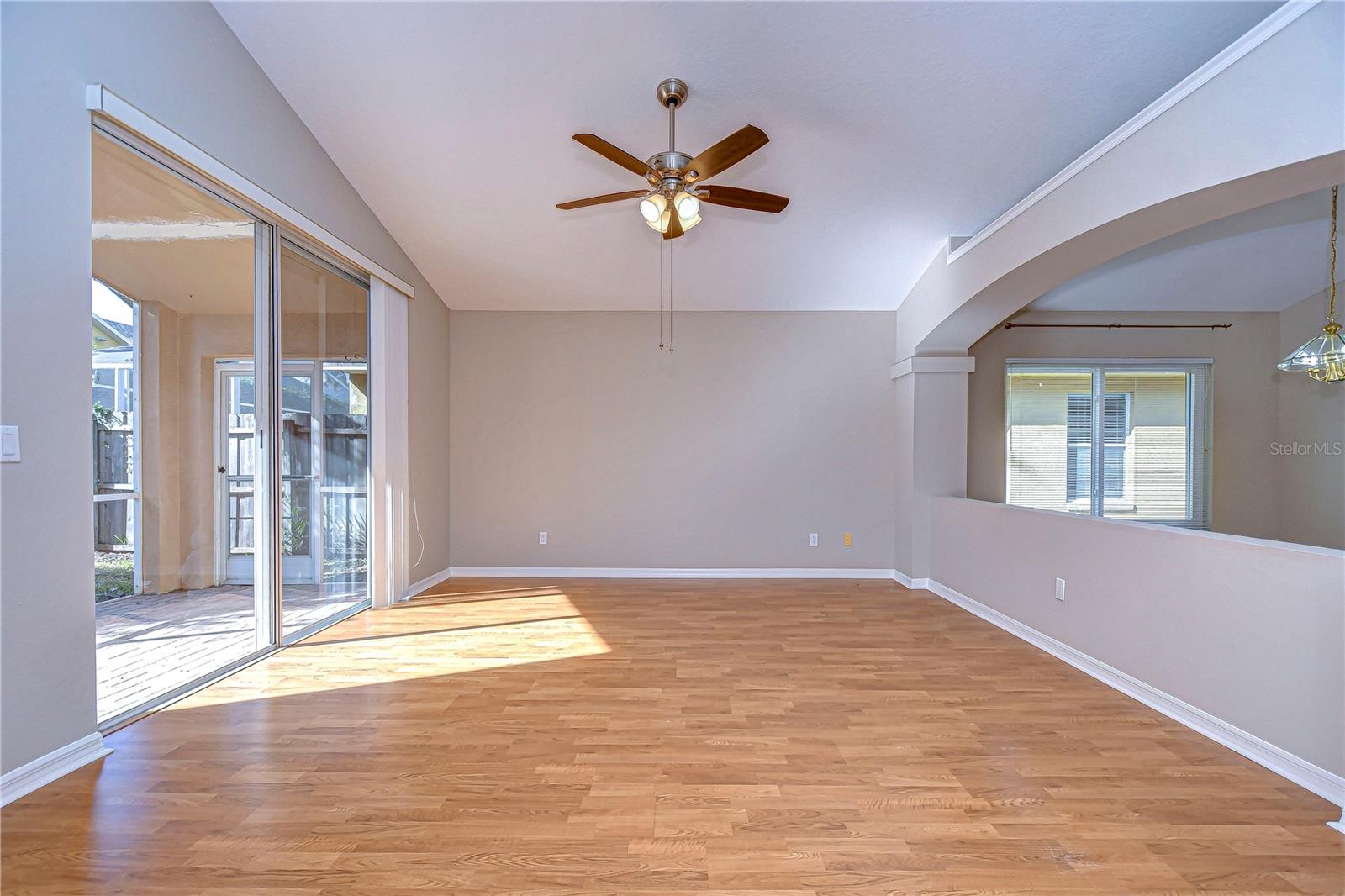 2529 Clareside Dr Property Photo 12