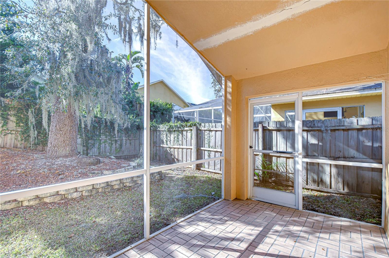 2529 Clareside Dr Property Photo 24