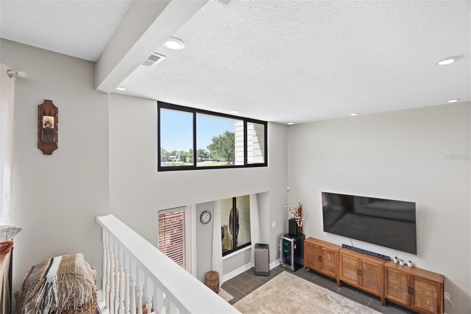 13956 Lake Point Dr Property Photo 16