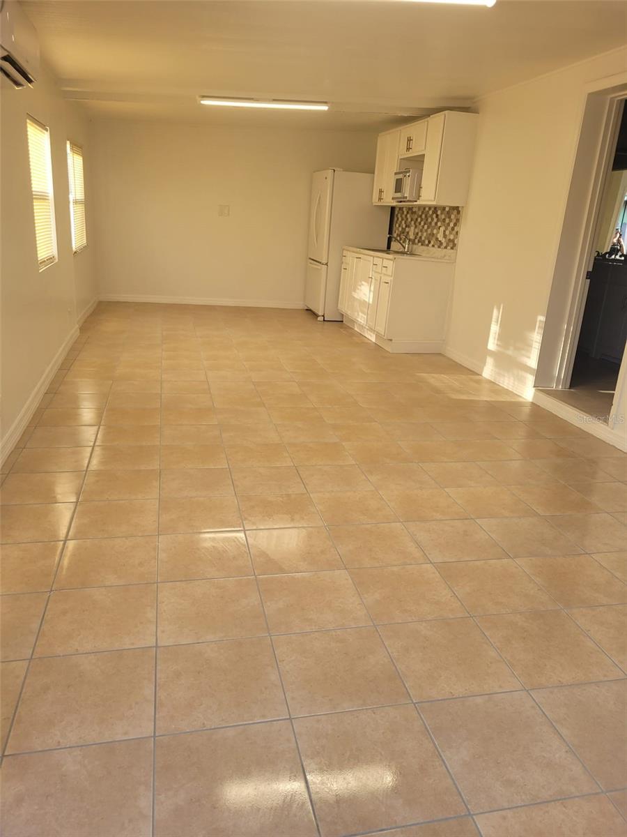 2108 Ridgemore Dr Property Photo 2