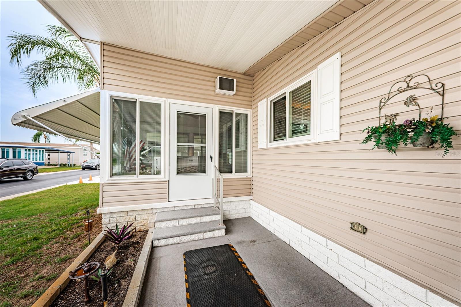 39820 US HIGHWAY 19 N #237 Property Photo 1