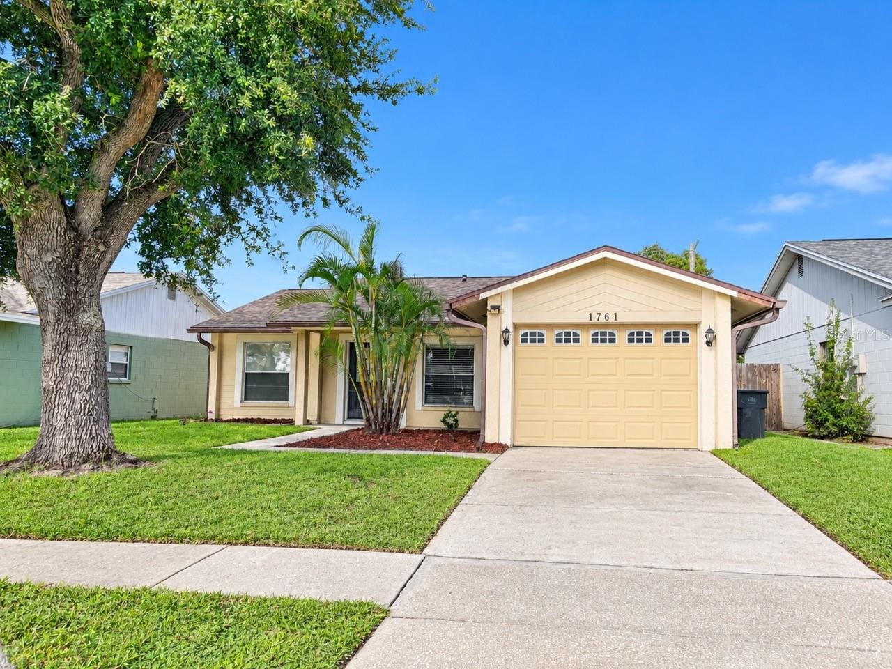 1761 LAKEVIEW VILLAGE DR Property Photo 1