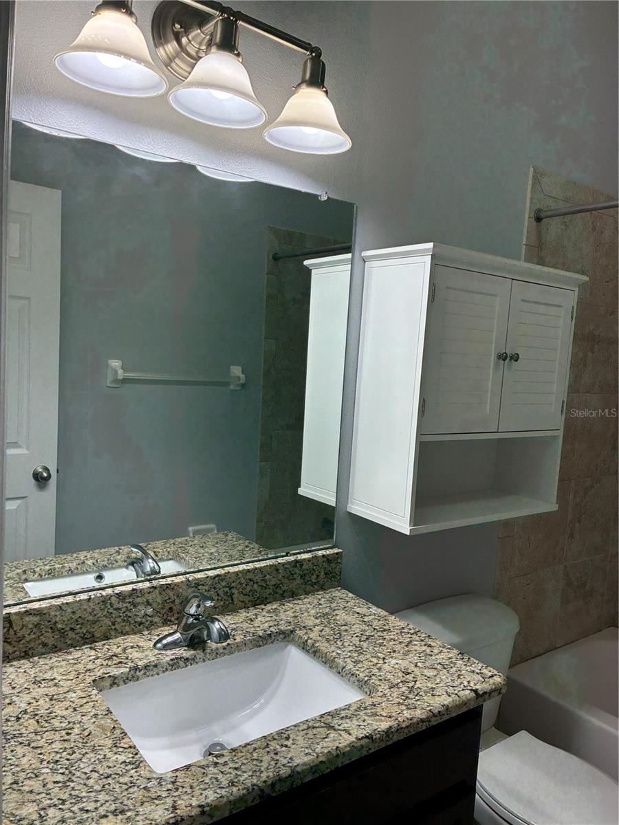 2319 Nesslewood Dr Property Photo 11