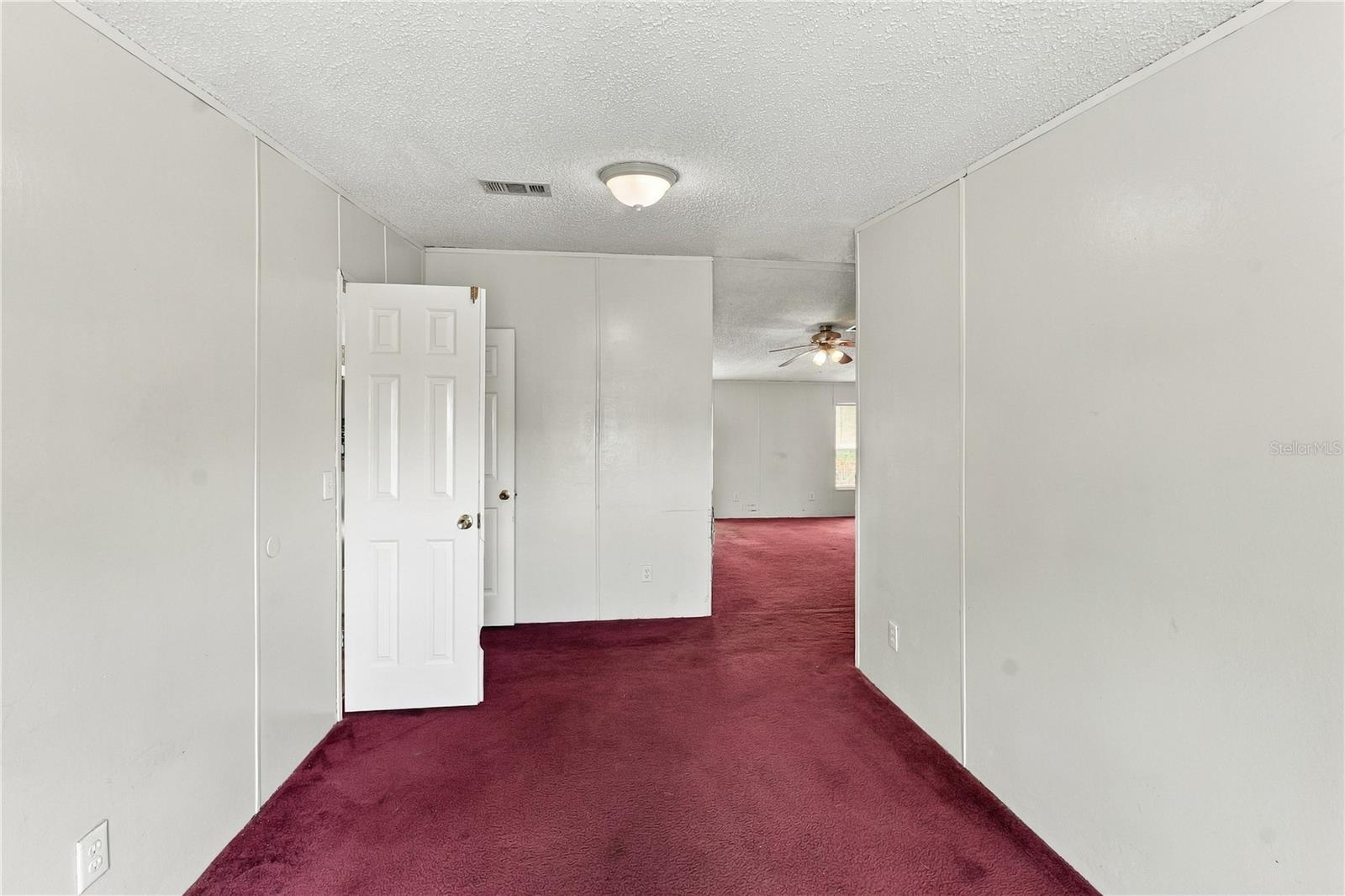 8611 County Line Rd Property Photo 16