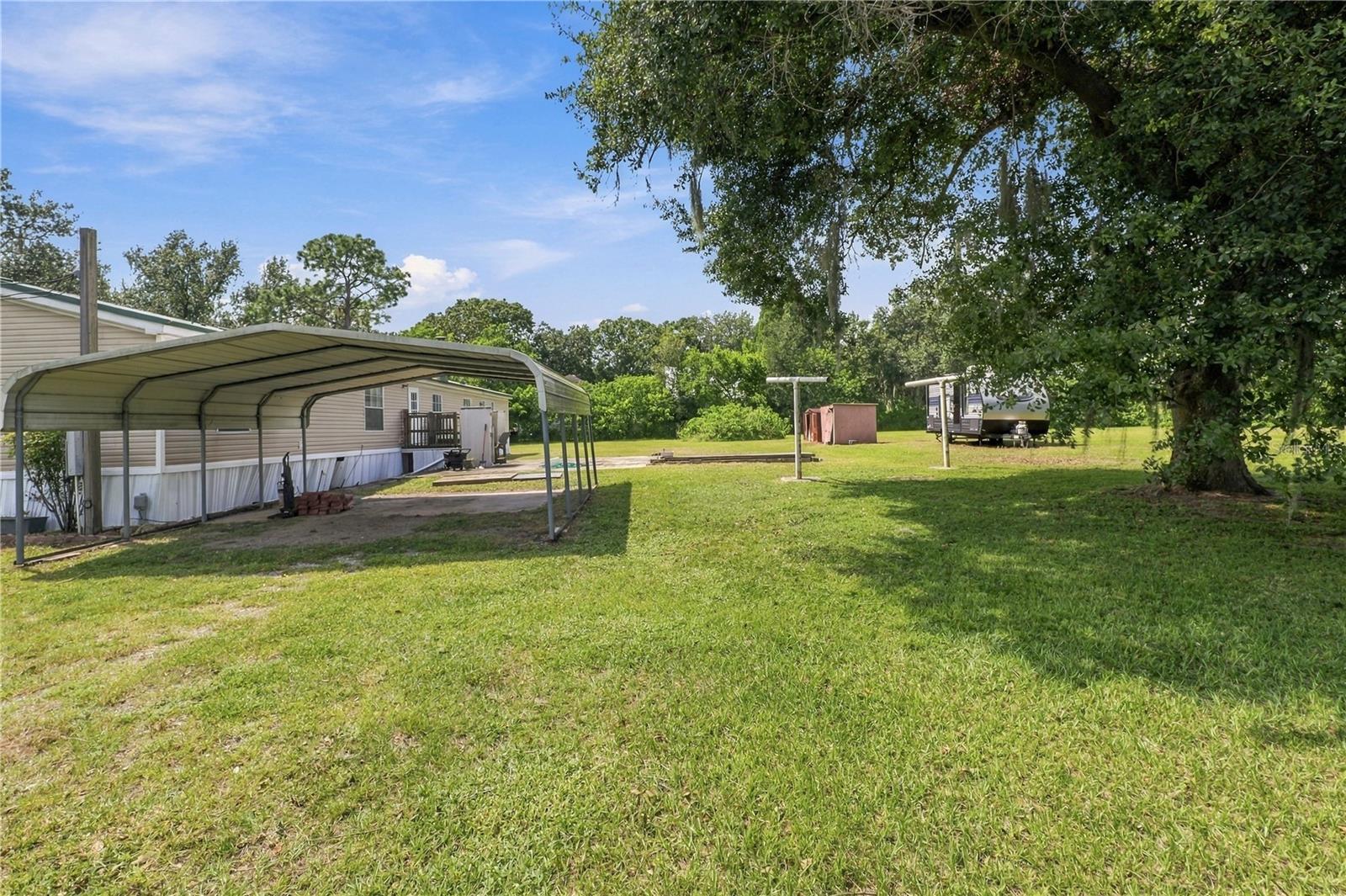 8611 County Line Rd Property Photo 28