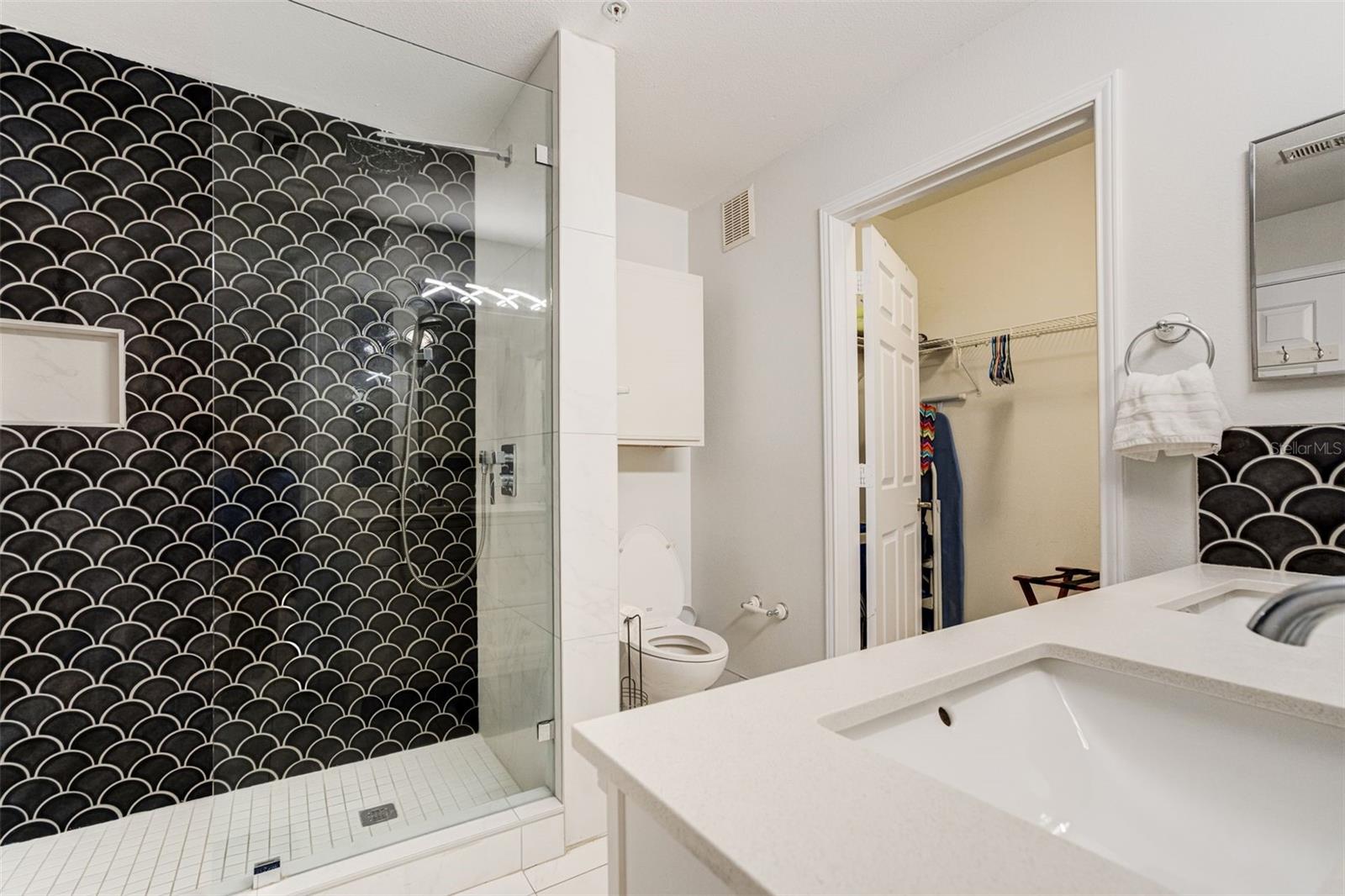 1230 S Missouri Ave #704 Property Photo 11