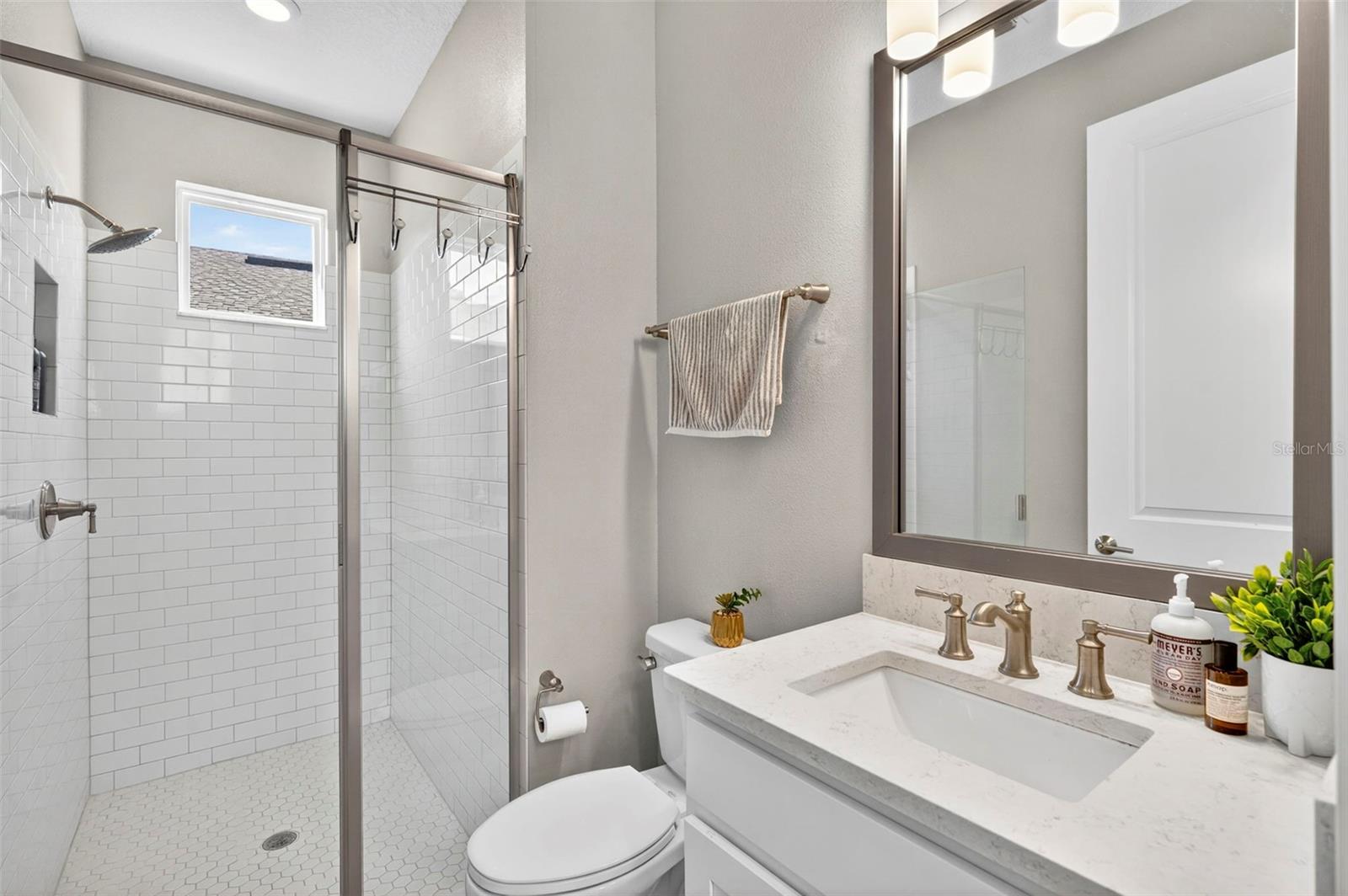 4588 San Martino Dr Property Photo 5