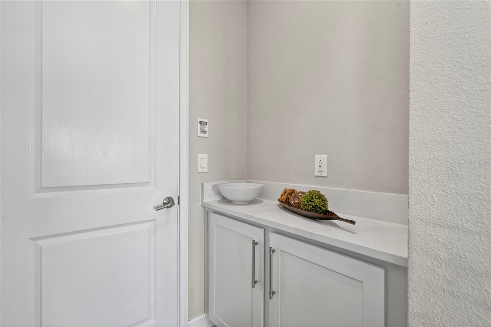 4588 San Martino Dr Property Photo 10