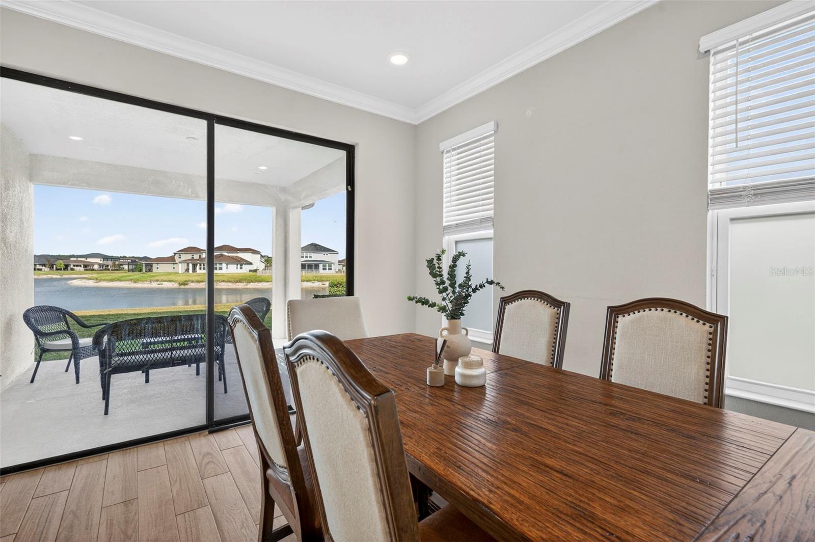 4588 San Martino Dr Property Photo 11
