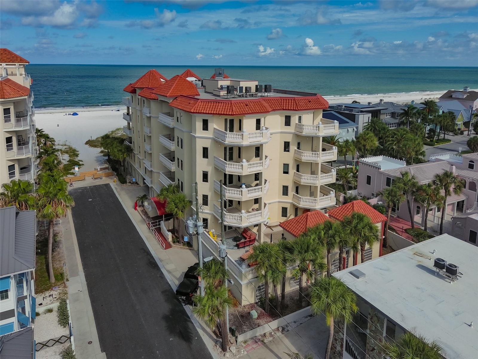 14 SOMERSET ST #3C