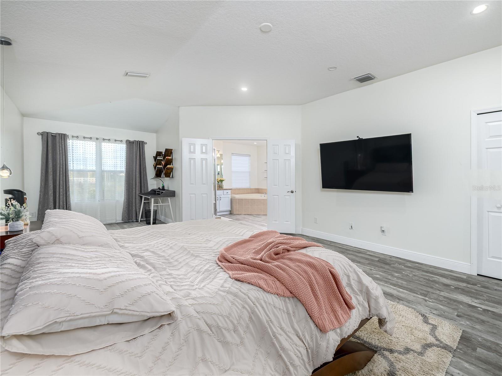 4015 Duke Firth St Property Photo 23